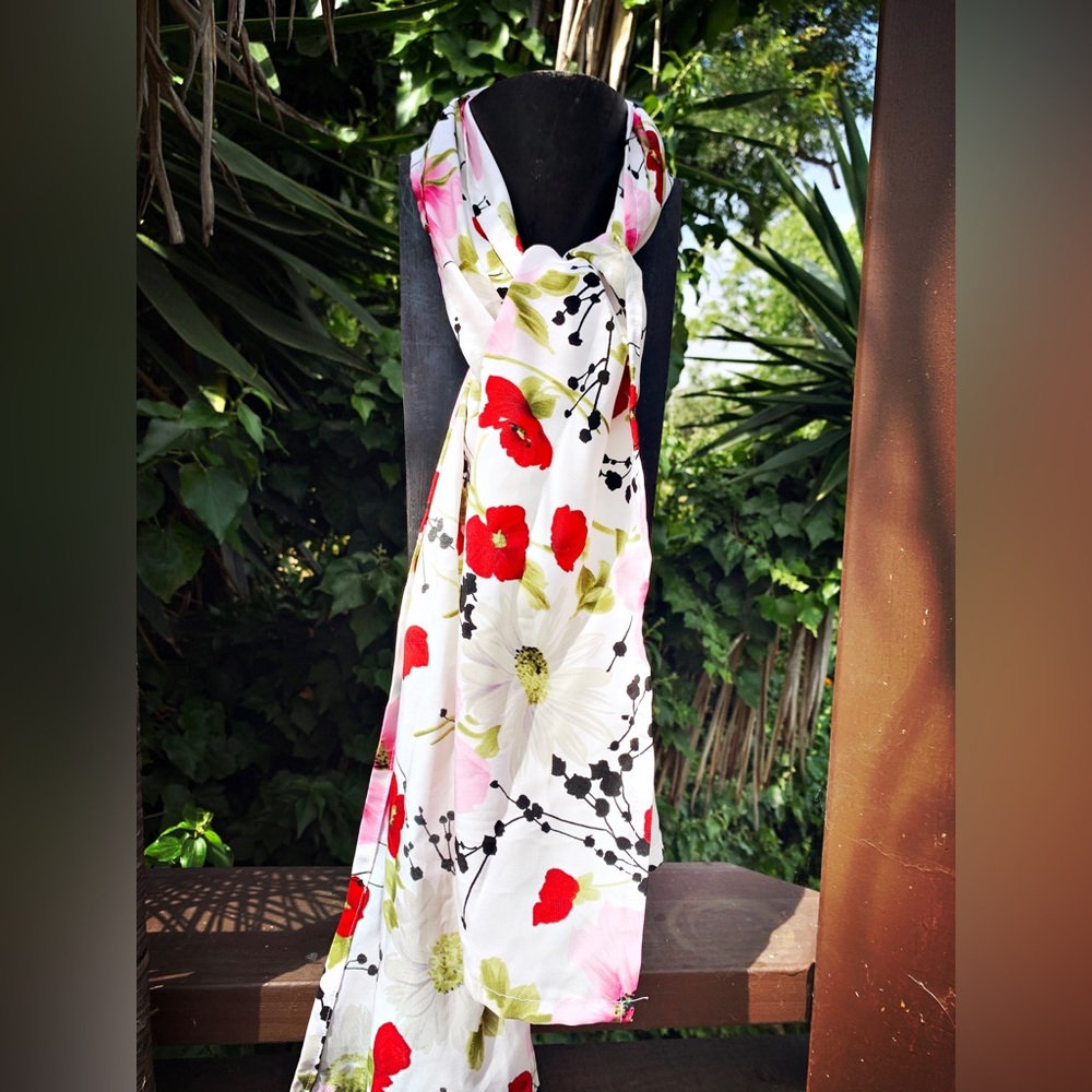 Red Poppies Scarf.